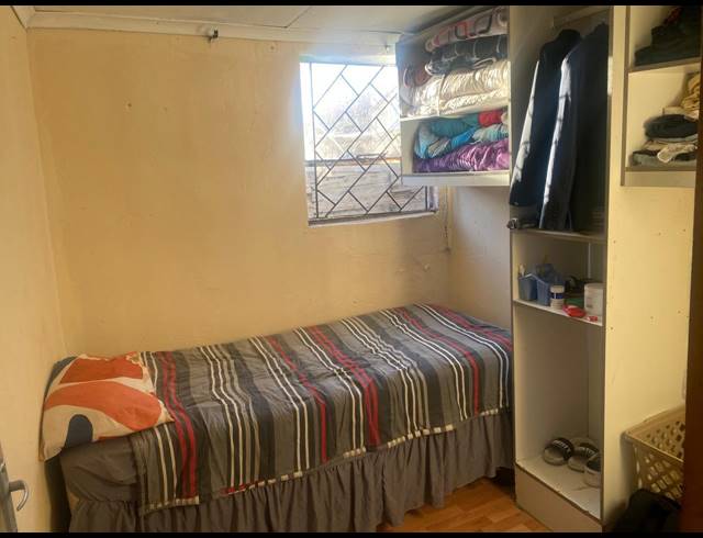 4 BEDROOM FREEHOLD FOR SALE IN PHILIPPI